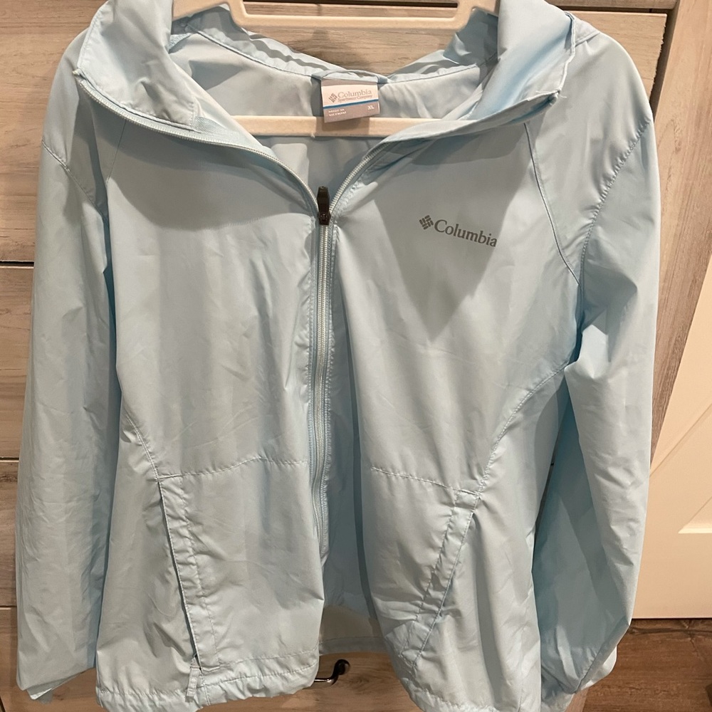 Columbia rain jacket